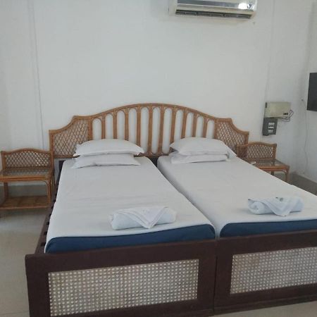 Kadmath Beach Resort Kadmath Island Ngoại thất bức ảnh